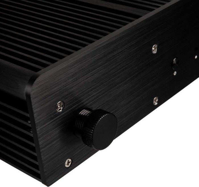 Kasë Akasa Pascal PX, NUC