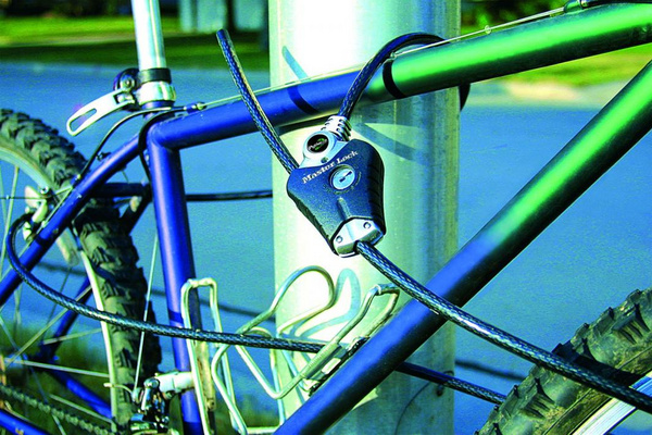 Litar sigurie me kyç MasterLock, 1.8 m, i zi