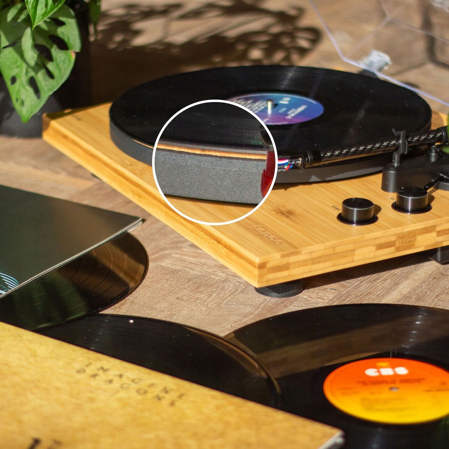 Tapet gramafoni Lenco TTA-030CO, material korce, bezhë