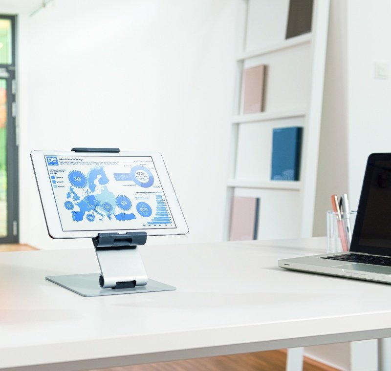 Mbajtëse tavoline për tablet Durable XL 8937-23, për 7" deri 13", metalike, e argjendtë