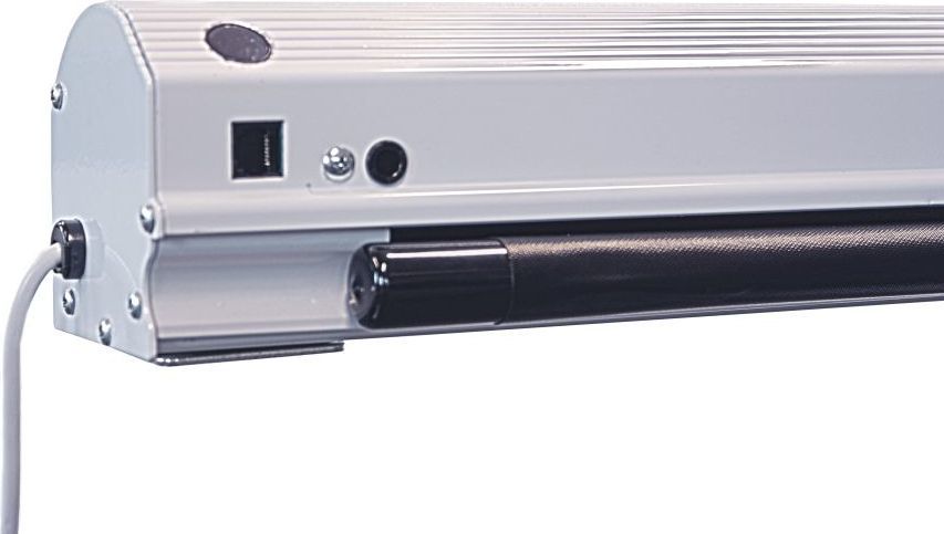 Ekran për projektor Elite Screens SK135XHW-E6