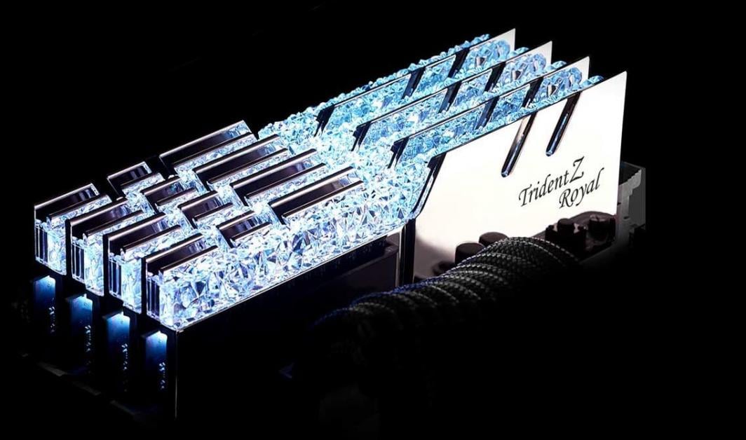 Memorie G.Skill Trident Z Royal, DDR4, 64 GB, 3600 MHz, CL16, F4-3600C16Q-64GTRSC