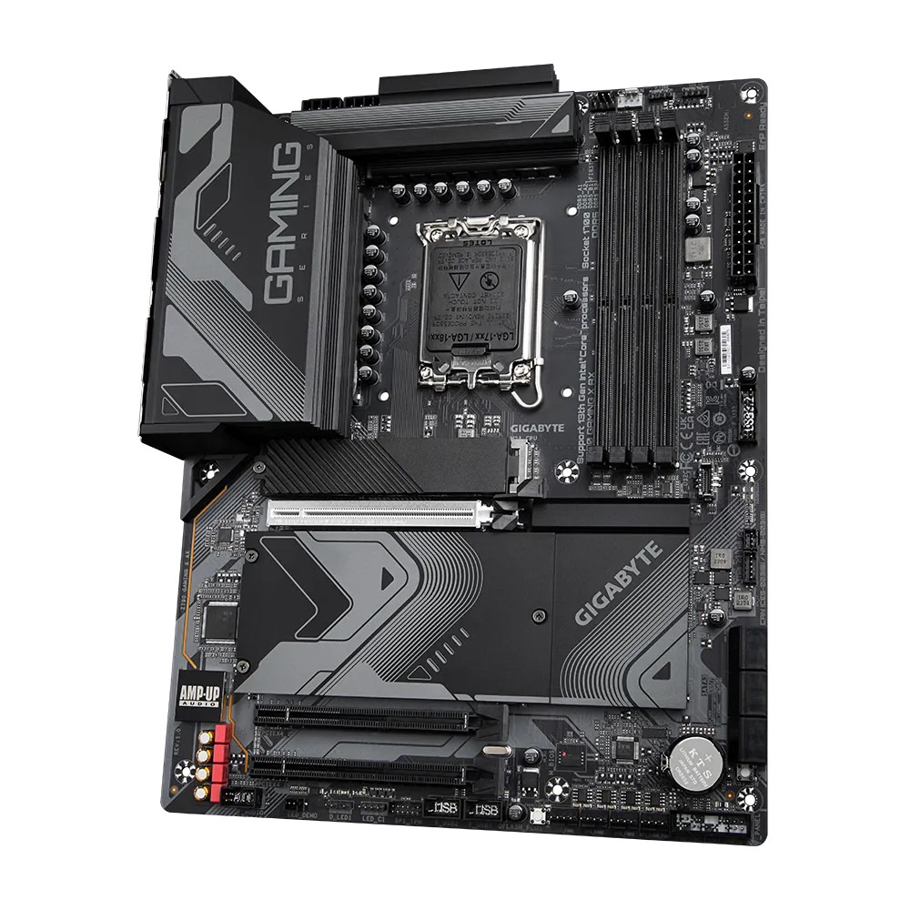 Pllakë amë GIGABYTE Z790 GAMING X AX