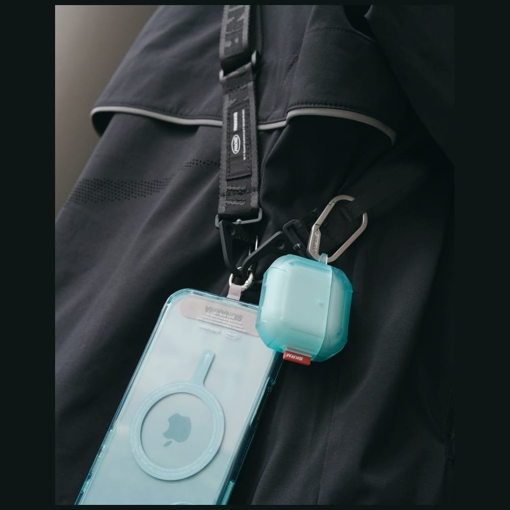 Mbajtëse Skinarma Mecha CE për AirPods 4, TPU, me karabinë, ngjyrë ulliri