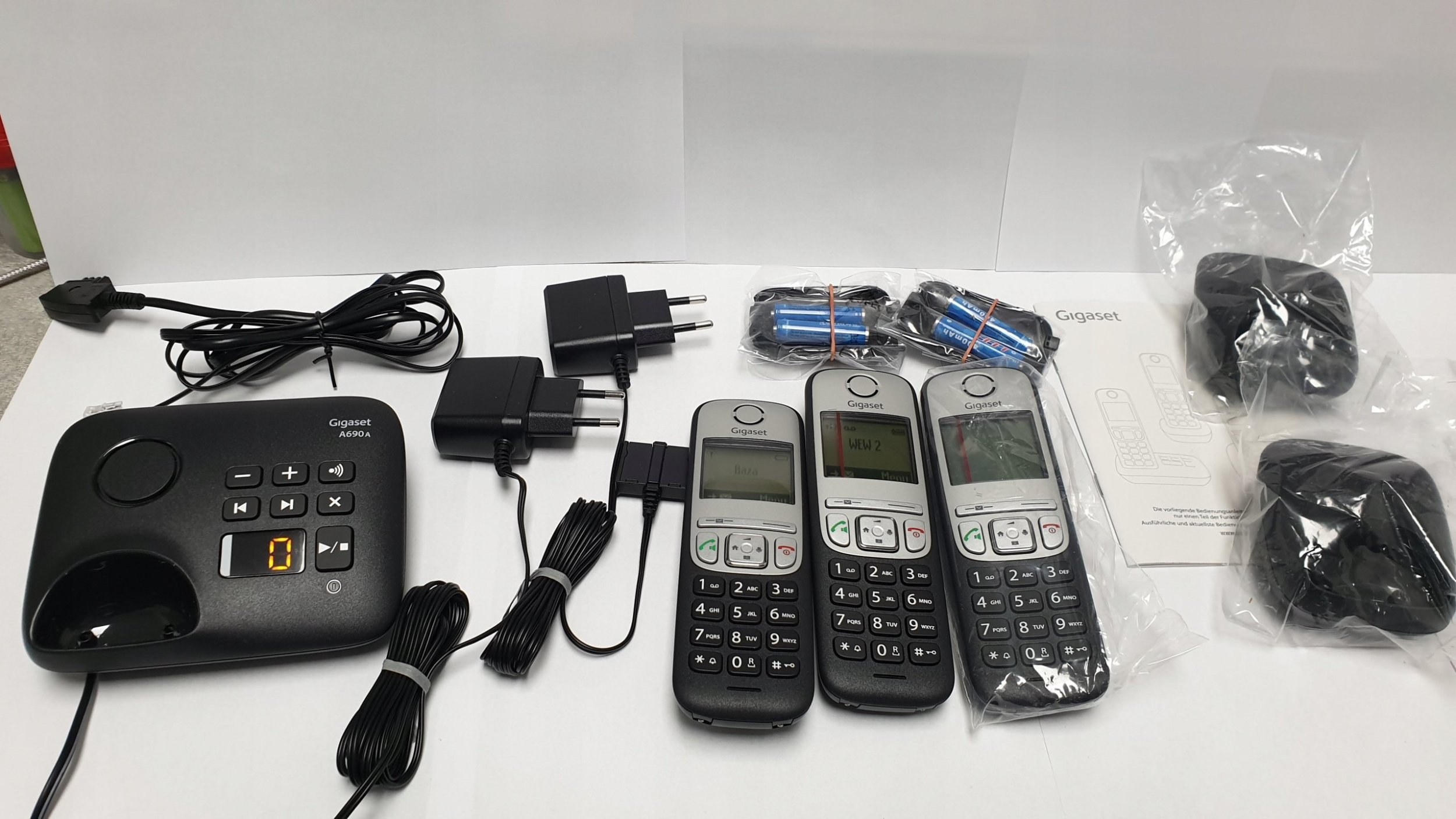 Telefon pa tel Gigaset A690A, analog DECT, Caller ID, i zi