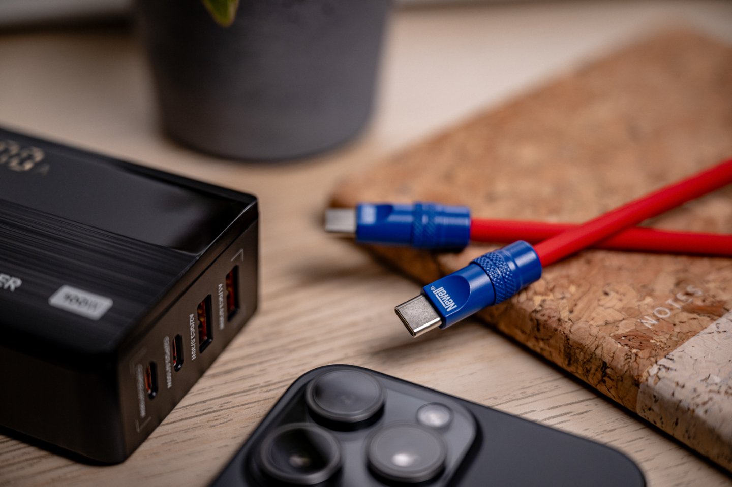 Панелен конектор Неутрик NL4MP Спикон, 4 пола