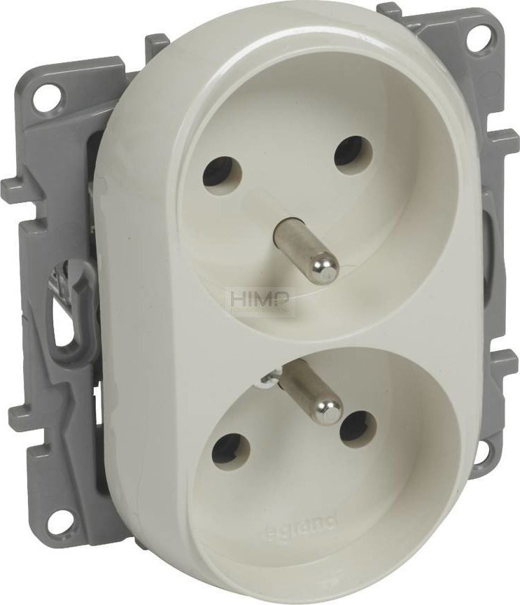 Prizë elektrike Legrand Niloe, 2 x 2P+T, kornizë e shumëfishtë, krem