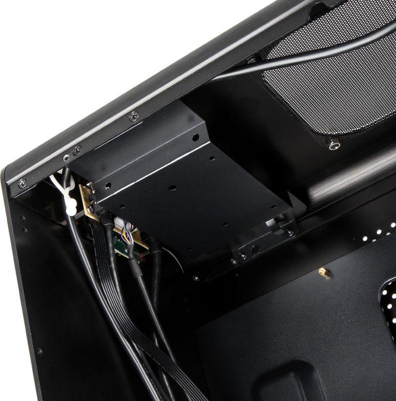 Kasë Raijintek Metis Plus, e zezë, Micro Tower