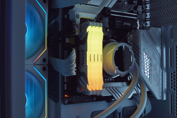 Modul i memories Kingston FURY Renegade RGB White 32GB DDR5 6000 CL32