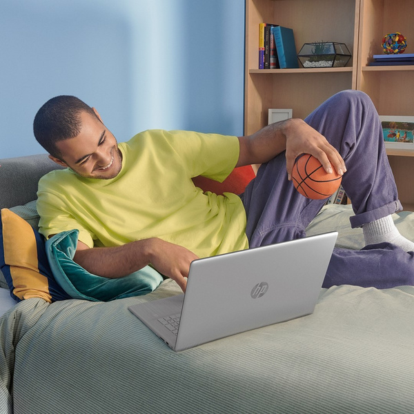 Laptop HP 17-cn0173st, 17.3", Intel Core i5, 8GB RAM, 512GB SSD, Intel Iris Xe Graphics, i argjendtë