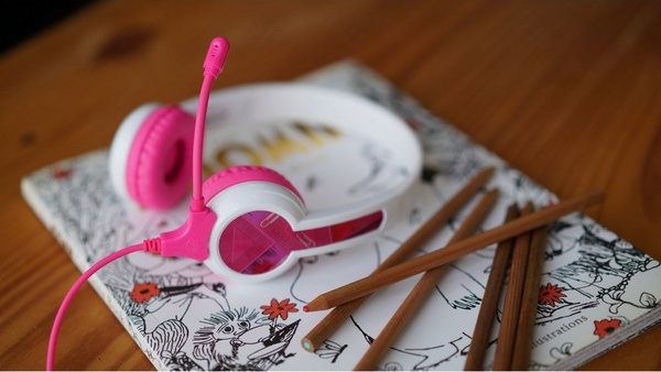 Kufje me mikrofon BuddyPhones, StudyBuddy, të bardha