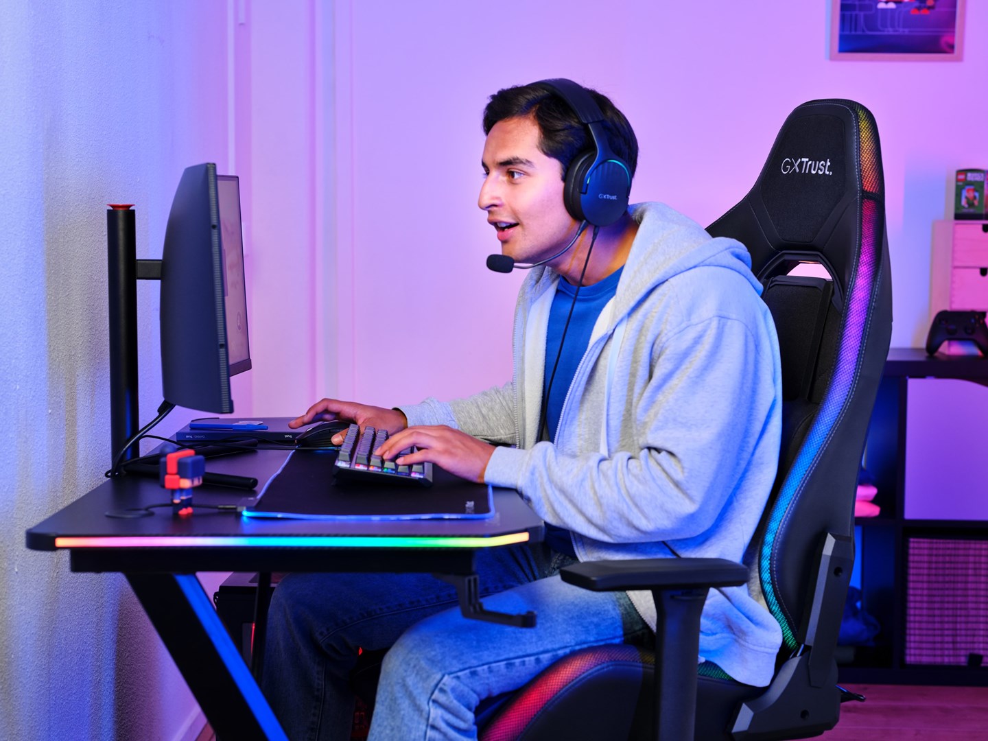 Стол за игри Trust GXT 719 Ruya, до 150kg, црн