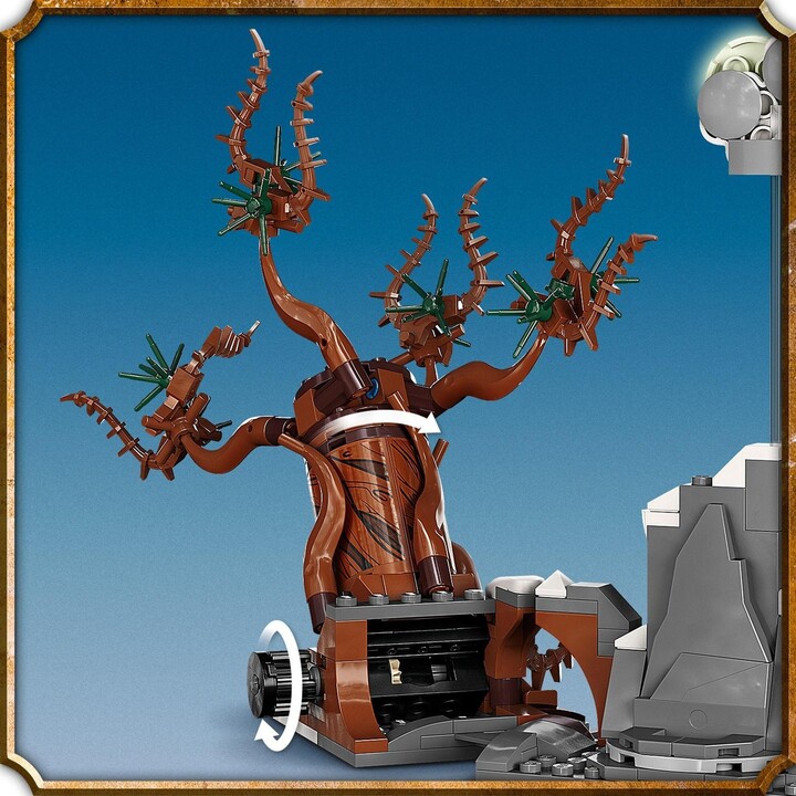 Set LEGO® Harry Potter™ 76407 Crackling Hut and Thresher Willow