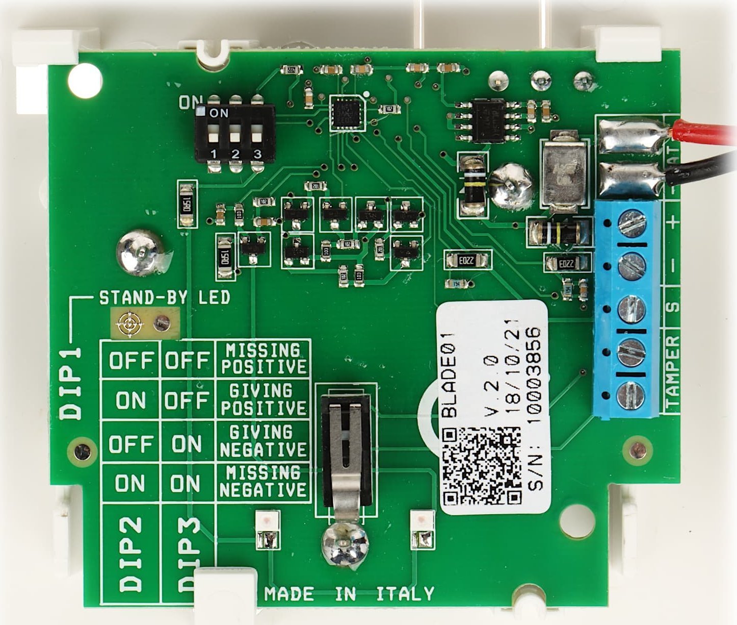 Sirena e jashtme Blade 01, akustike optike, 12V, e kuqe