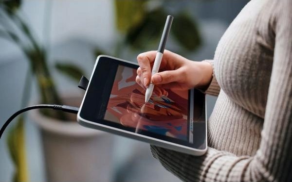 Tablet grafik Wacom One 13 Touch DTH134W0B, 13.3", Full HD, i bardhë