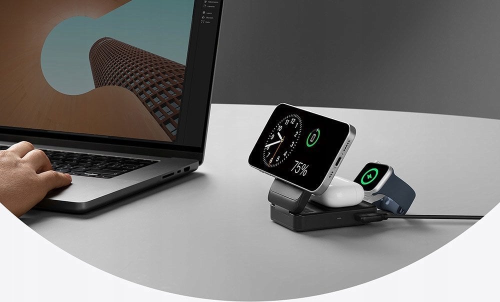 Stacion karikimi wireless Anker 3 në 1, 15W, i palosshëm, i zi