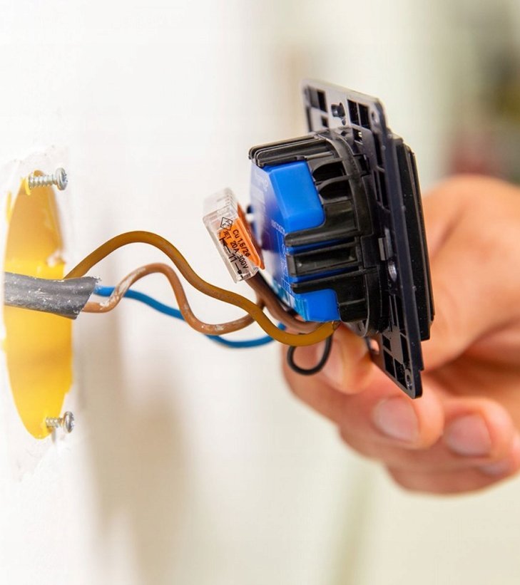 Buton muri Shelly Wall Switch 1, 1 buton, për relé Shelly, i zi