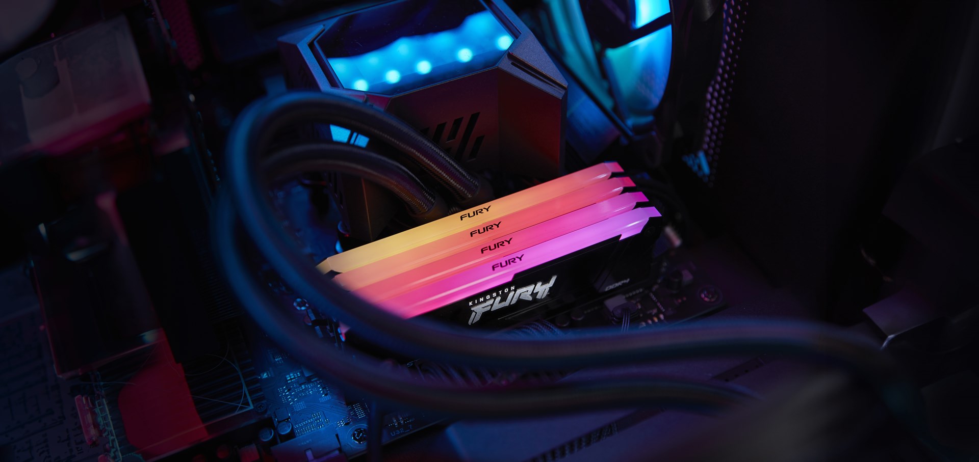 Memorie RAM Kingston Fury Beast, 16GB, DDR4, 3600 MT/s, CL18, RGB, e zezë