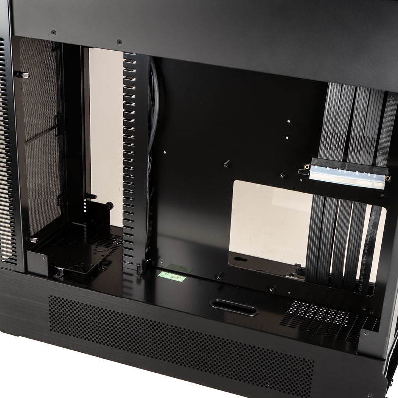 Kasë Lian Li PC-O12WX, Midi Tower
