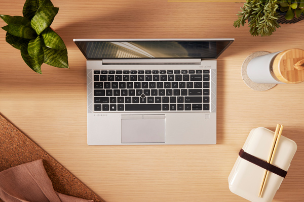 Laptop HP EliteBook 845 G8, 14", AMD Ryzen 7 PRO, 16GB RAM DDR4, 512GB SSD, AMD Radeon Graphics, i argjendtë