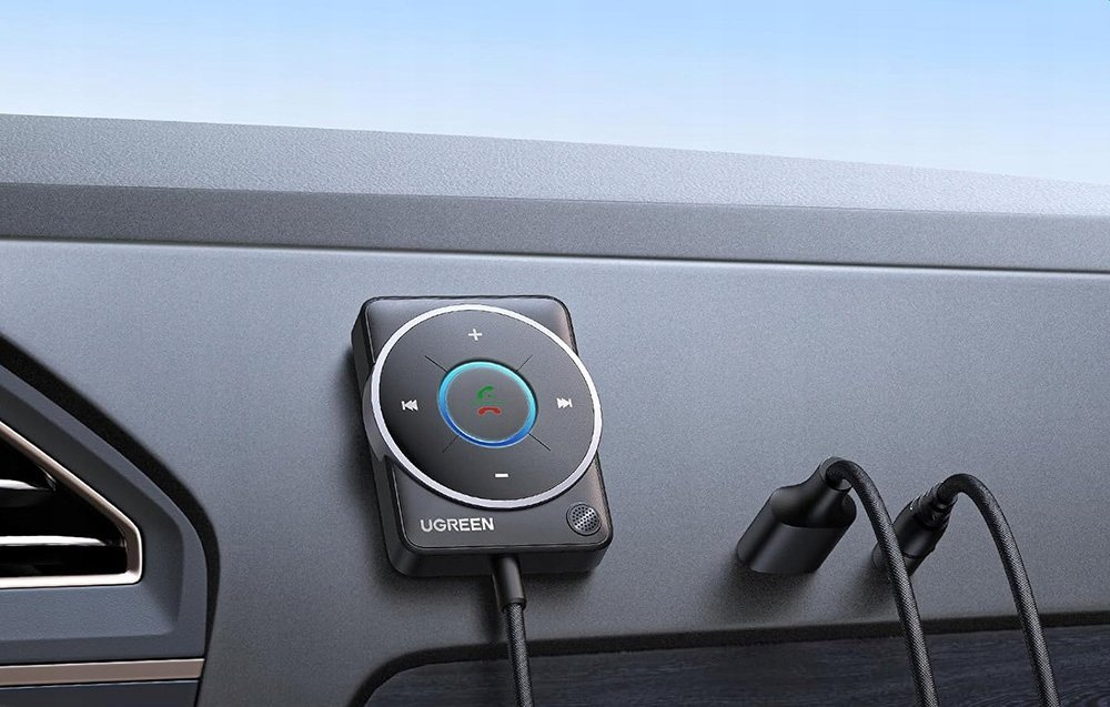 Bluetooth адаптер UGREEN CM822, Aux 3.5mm, Bluetooth 5.4, црн