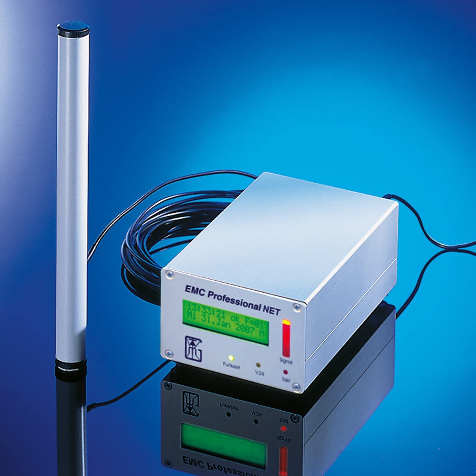 Server kohe GUDE 3001, radio-orë DCF77, SNTP, për mjedise industriale