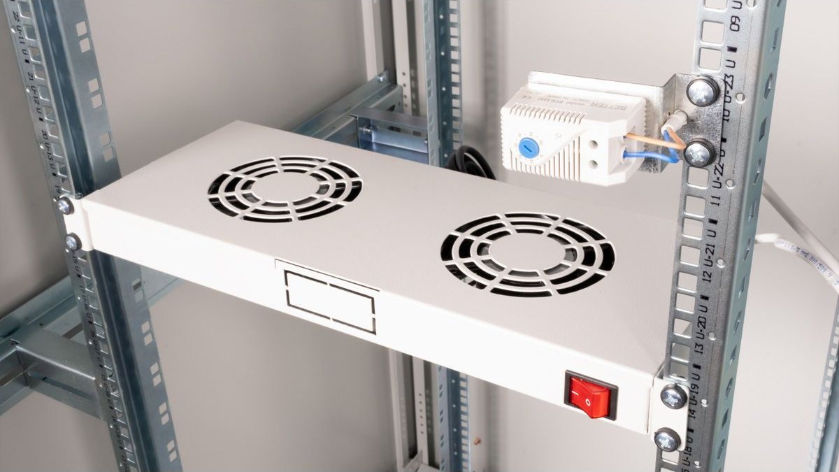 Njesi ventilimi kabineti ROLINE Roof Fan Unit 2, 19", 2 ventilatorë, gri