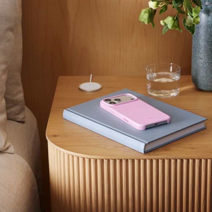Beats iPhone 17 Pro Max Case with MagSafe and Camera Control, Pebble Pink