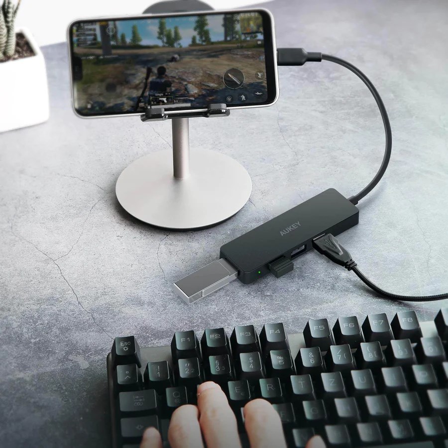 USB Hub Aukey Ultra Slim, 4 porte USB 3.1, USB-C, e zezë 