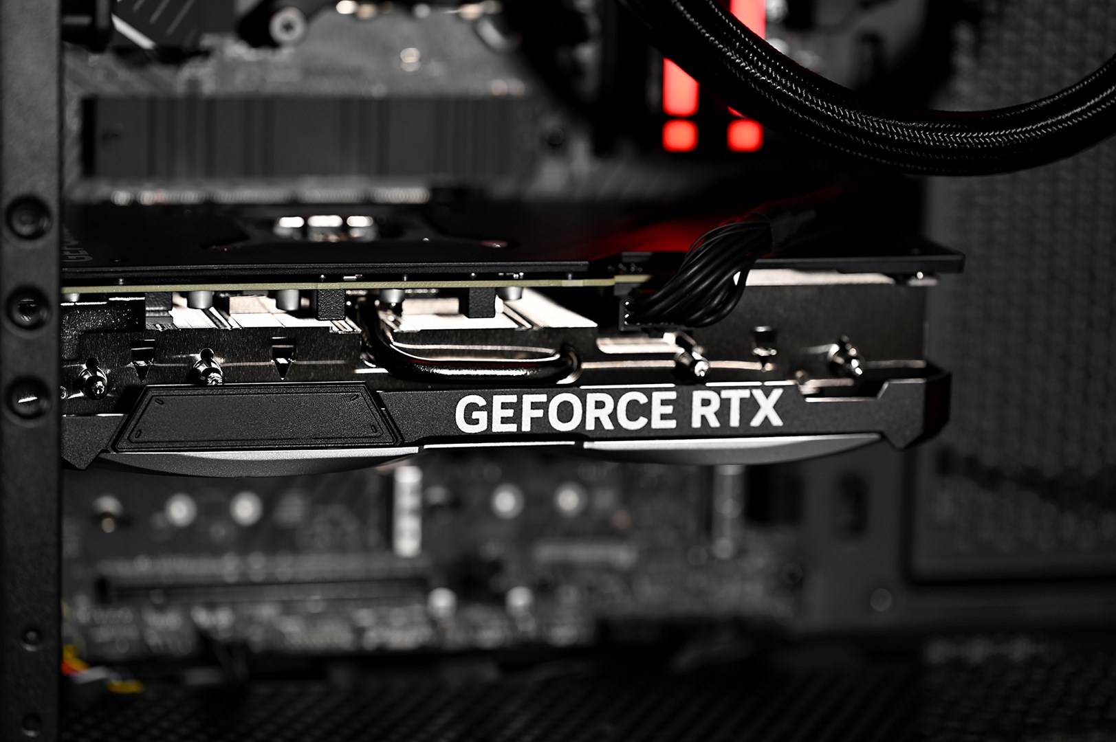 Kompjuter Actina, Ryzen 9 7900X3D, 32GB DDR5, 2TB SSD, RTX 4080 SUPER, i zi