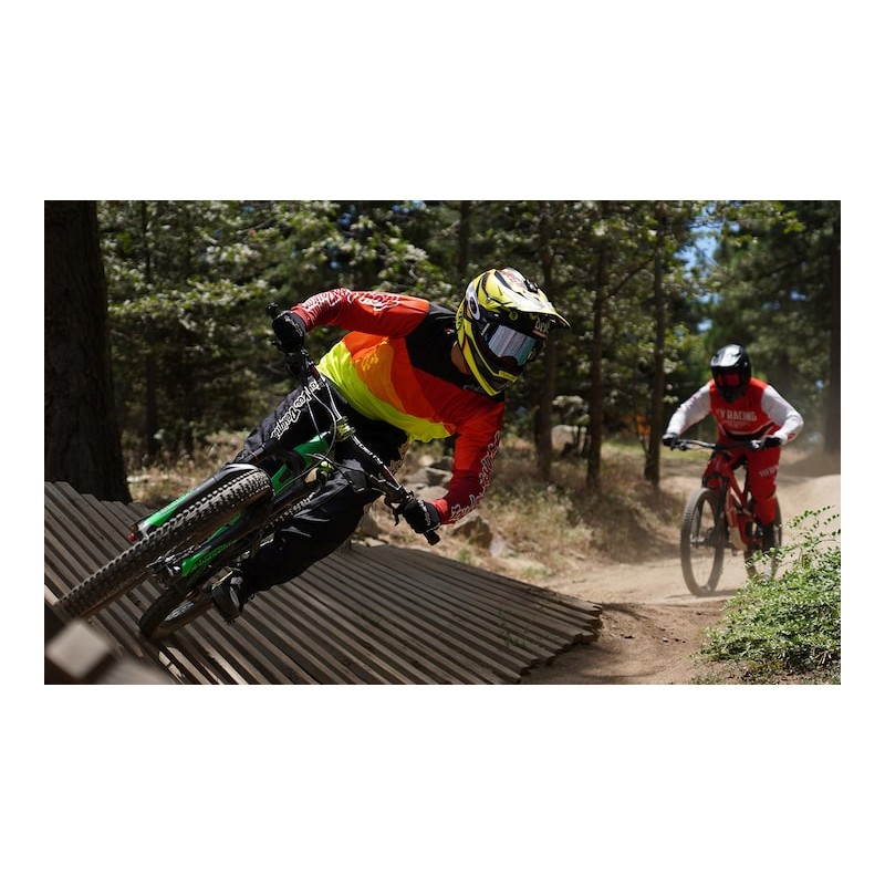 Sony E 16-55mm f/2.8 G