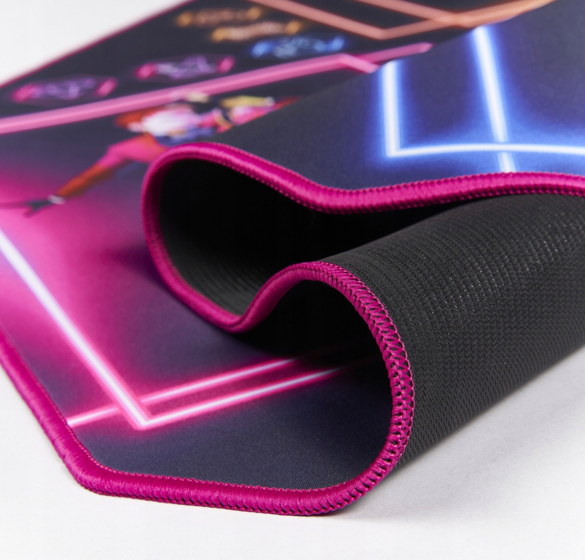 Tapet gaming Subsonic Just Dance, 100 x 100 cm, kundër rrëshqitjes, shumëngjyrësh