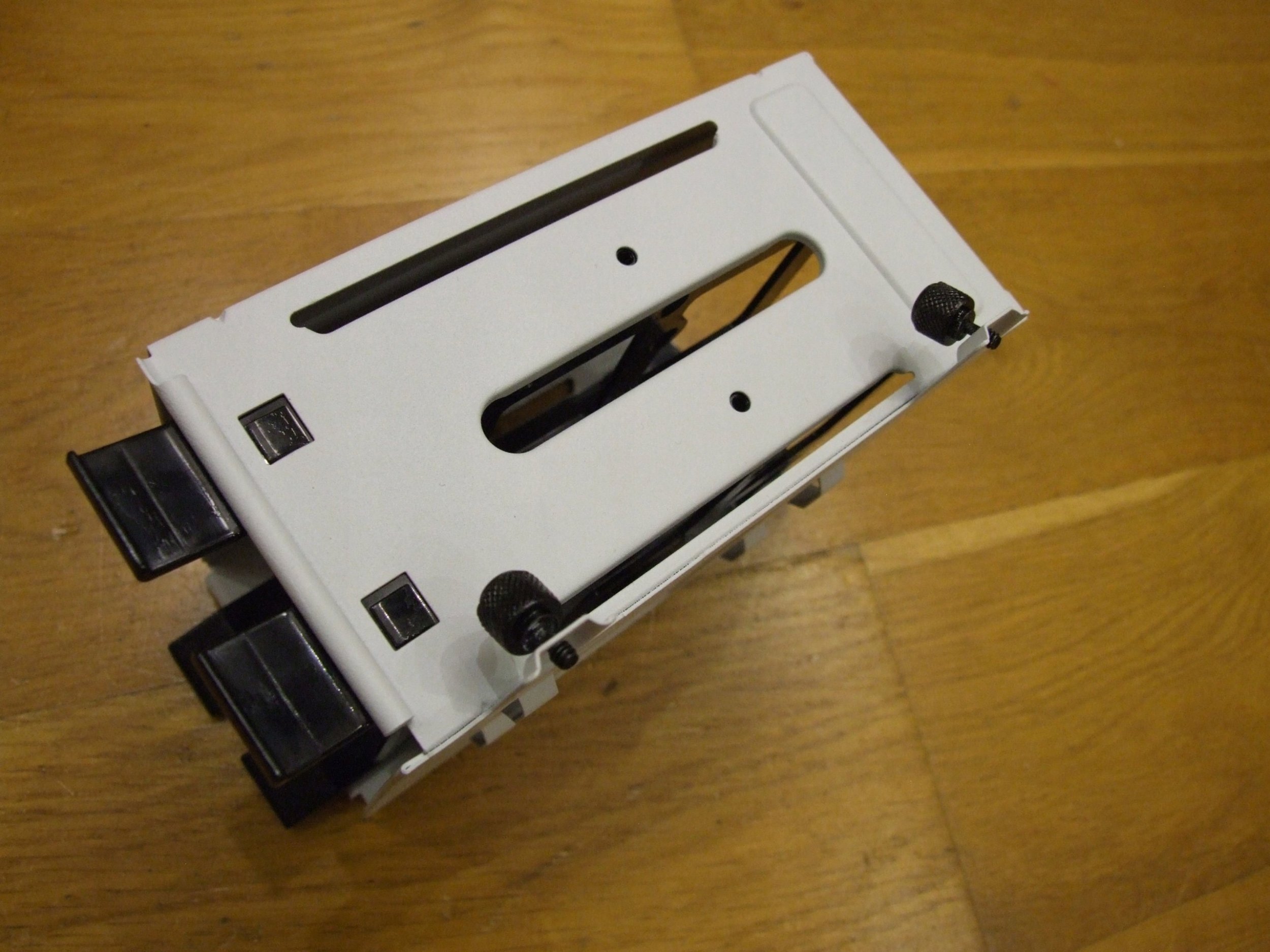 Mbajtëse radiatorësh EKWB EK Quantum Surface 3831109898451, montim për ftohje me ujë, metalik, argjendtë