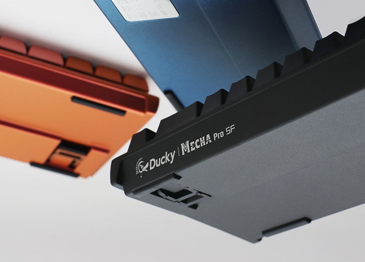 Tastierë për lojëra Ducky Mecha Pro SF, Cherry MX Black, RGB LED, e zezë