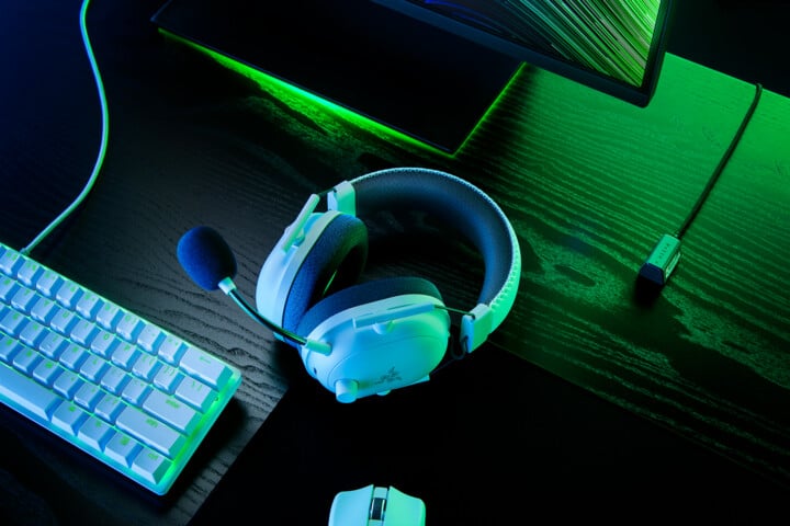 Слушалки Razer BlackShark V2 Pro (2023), бела боја