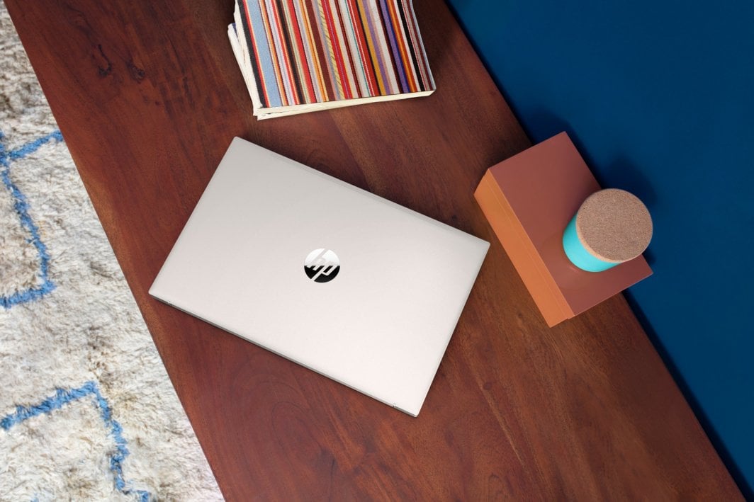 Laptop HP Pavilion 15-eh3164nw, 15.6", AMD Ryzen 5 7530U, 16 GB RAM, 512 GB SSD, i bardhë