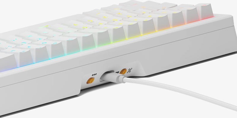 Гејминг тастатура Glorious GMMK 3 65%, механичка со кабел, линеарна, бела