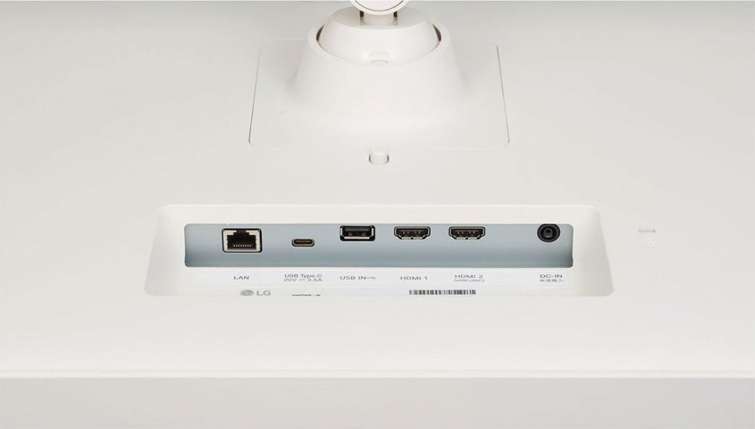 Monitor LG Smart 32SQ780S-W Ergo, 32'', 65Hz, Class G, 3840 x 2160 (UHD 4K), VA, i bardhë