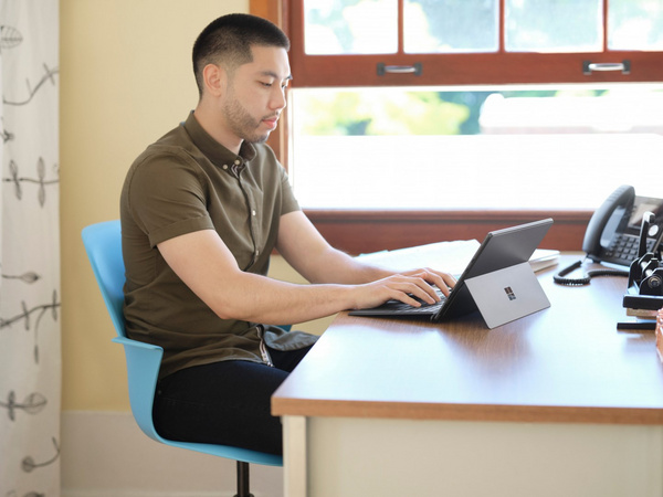 Laptop MICROSOFT Surface Pro 8 Commercial Edition, 13", 16GB RAM, 256GB SSD, Core i7-1185G7, Intel Iris Xe, i argjendtë