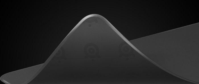 Mauspad SteelSeries QcK Edge, M, e zezë