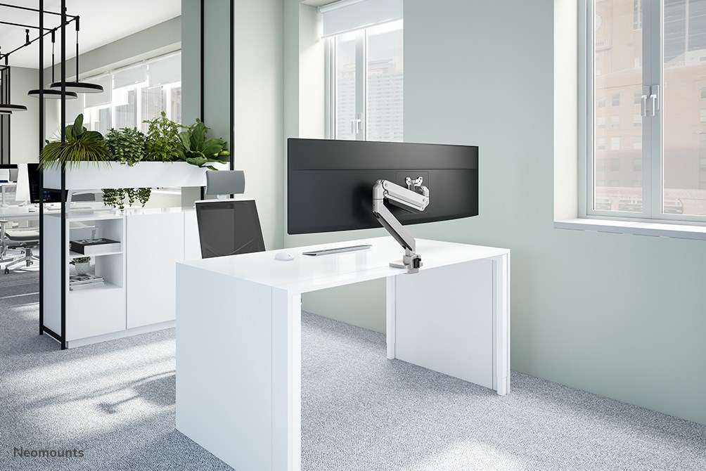 Mbajtës monitori Neomounts NM-D775SILVERPLUS, 10-49", 18 kg, i argjendtë