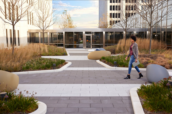 Laptop HP EliteBook 840 Aero G8, 14", 32 GB RAM, 512 GB SSD, Intel® Core™ i7, Intel Iris Xe Graphics, i argjendtë