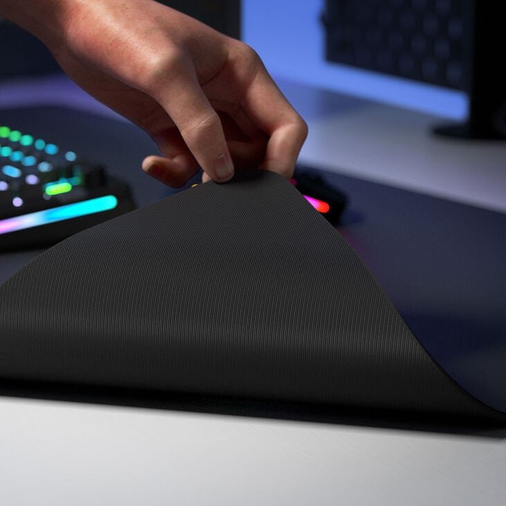 Mousepad gaming GMP 2 Edgeless Cloth, madhësi mesatare, i zi
