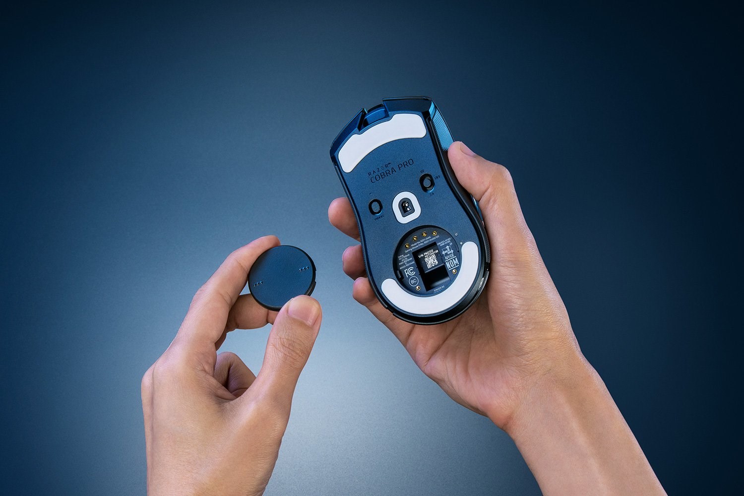 Maus optik wireless Razer Cobra Pro, 30K DPI, RGB, i zi