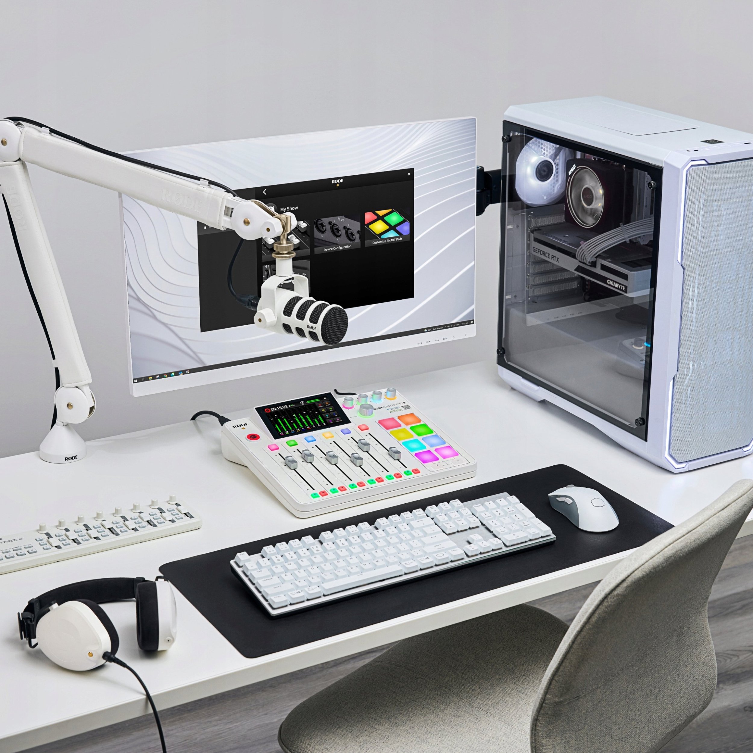 Аудио миксер RODE RODECaster Pro II, компактно студио за подкаст, бел