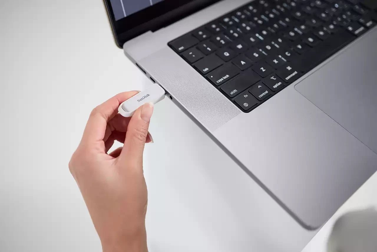 USB SanDisk Phone Drive, 512GB, USB C 3.2 Gen 1, i bardhë