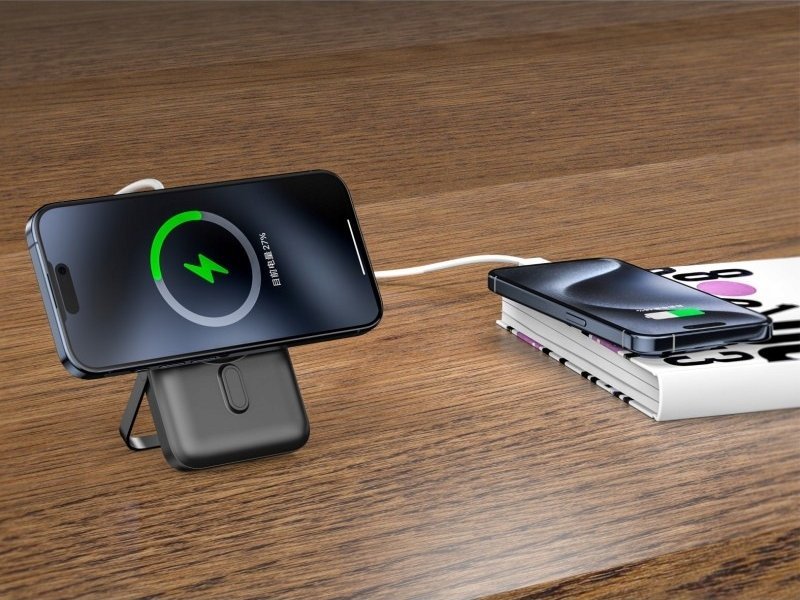 Power bank Swissten 10000mAh, PD 20W, MagSafe, i zi