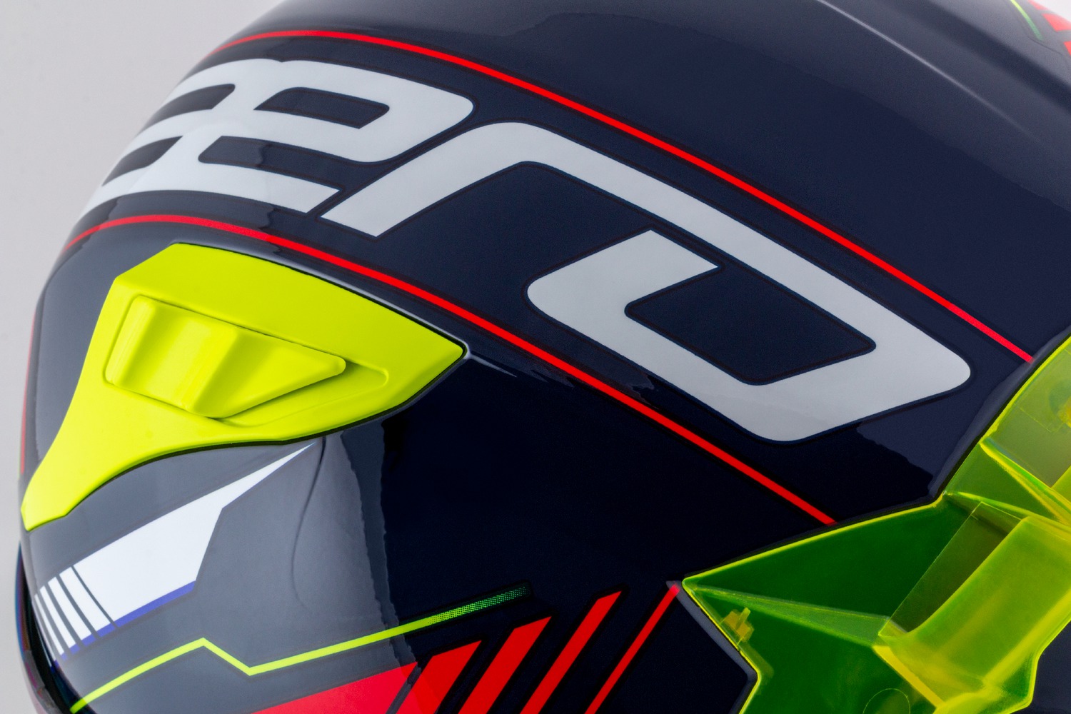 Helmetë moto CASSIDA Aero Drome 2026, full face, vizor diellor, shumëngjyrëshe