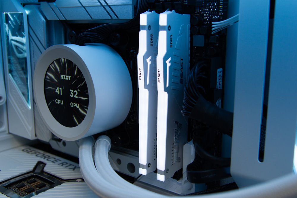 Kompjuter HAL3000 Czech Championship 2024, AMD Ryzen 9 7950X3D, 64GB DDR5, 4TB SSD, RTX 4090, i bardhë