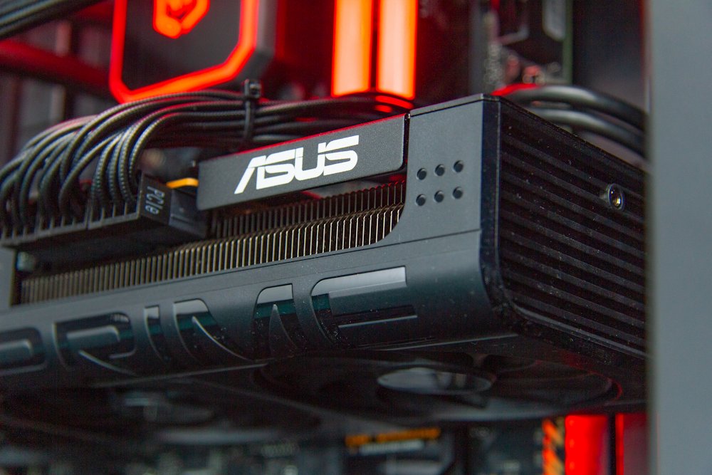 Kompjuter desktop HAL3000 Master Gamer Elite XT, Intel Core i7-14700F, 64GB RAM, 2TB SSD, RX 9070 XT, i zi